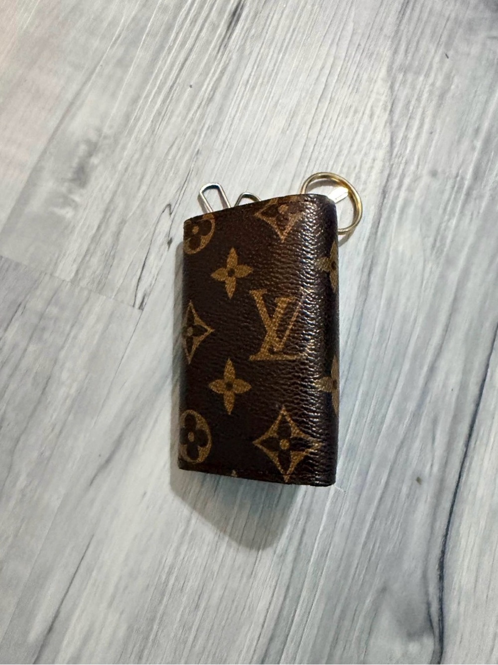 Louis Vuitton Monogram Key Holder in Monogram Canvas Brown & Gold